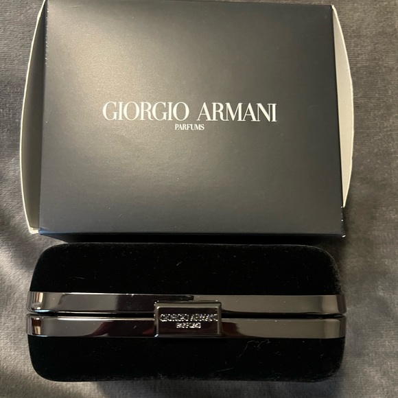 Giorgio Armani velvet clutch crossbody evening bag - Picture 5 of 5